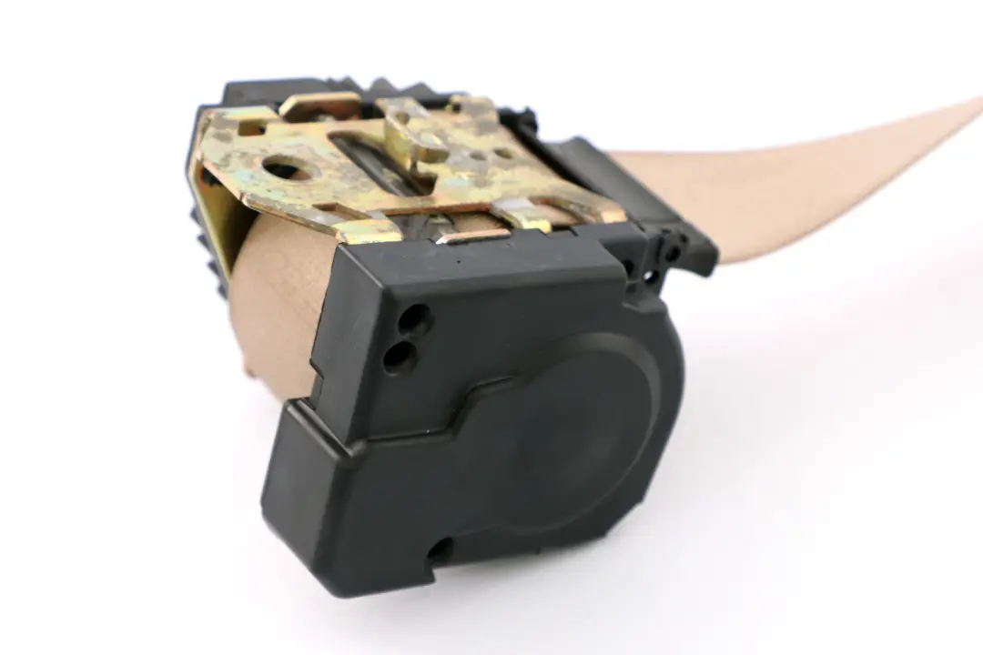 Membrure Superieure Arriere Droite Clair Beige pour BMW X5 E53 à propos du numéro de pièce 8259002 BMW X5 E53 Membrure Superieure Arriere Droite Clair Beige - SKU 8259002 - Numéro de pièce 8259002