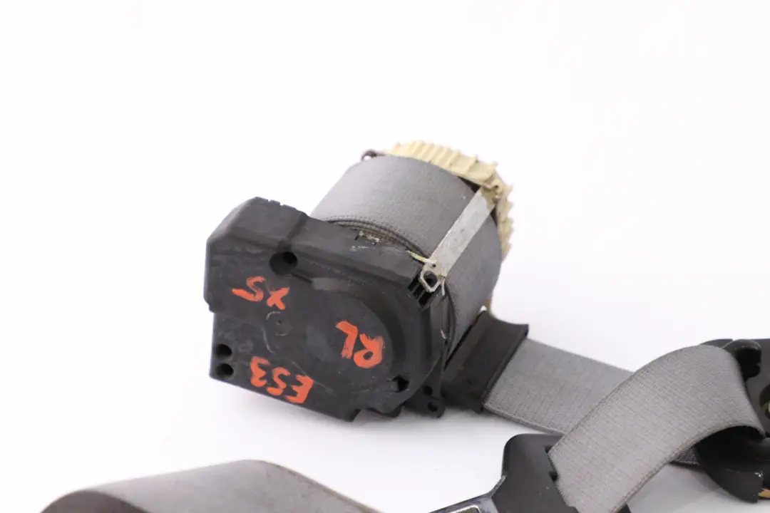 Ceinture supérieure arrière gauche Grau Grey pour BMW X5 Series E53 à propos du numéro de pièce 8259003 BMW X5 Series E53 Ceinture supérieure arrière gauche Grau Grey - SKU 8259003 - Numéro de pièce 8259003