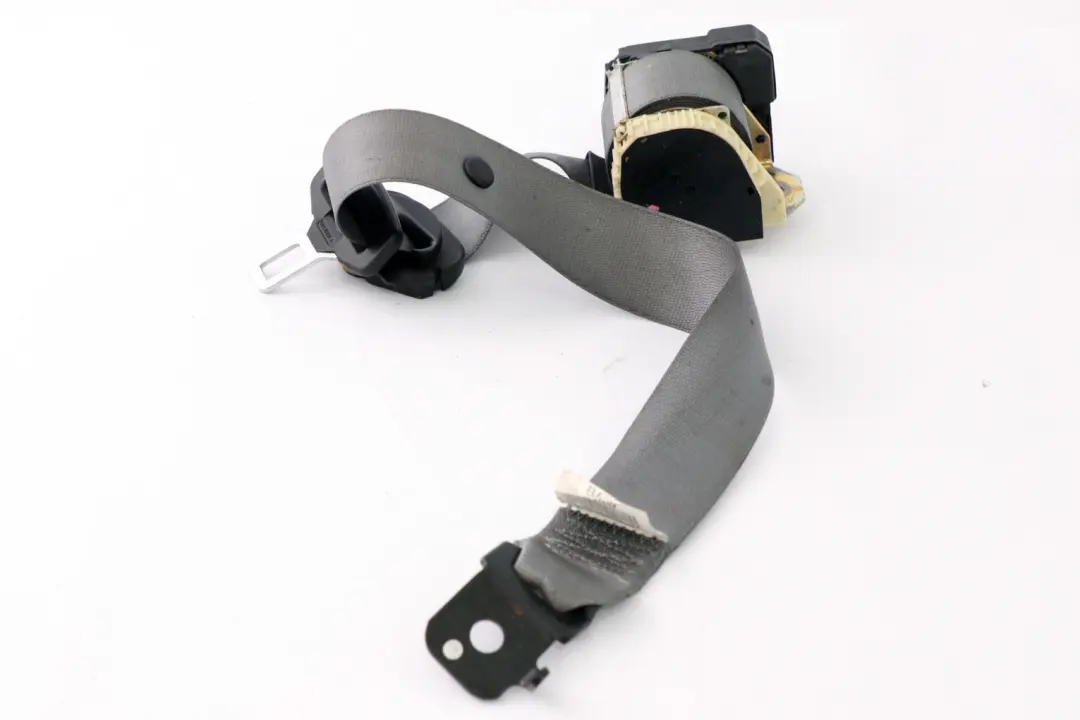 Ceinture supérieure arrière gauche Grau Grey pour BMW X5 Series E53 à propos du numéro de pièce 8259003 BMW X5 Series E53 Ceinture supérieure arrière gauche Grau Grey - SKU 8259003 - Numéro de pièce 8259003