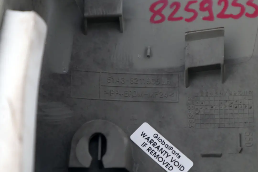 *BMW X5 er E53 Verkleidung Säule Mitte Unten Links Pastell Green für mit Teilenummer 8211905 *BMW X5 er E53 Verkleidung Säule Mitte Unten Links Pastell Green - SKU 8259255 - Teilenummer 8211905