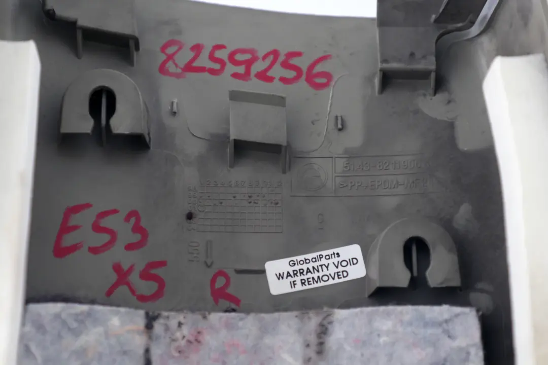 BMW X5 Serie E53 Droite Bas Centre Colonne Pilier Tailler Tableau O/S 8211906 - SKU 8259256 - Numéro de pièce 8259256