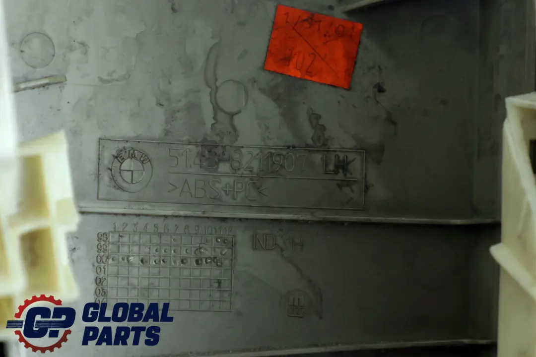 BMW X5 er E53 Verkleidung Säule Mitte Oben Links PASTELLGRÜN 8211907 - SKU 8259817 - Teilenummer 8259817