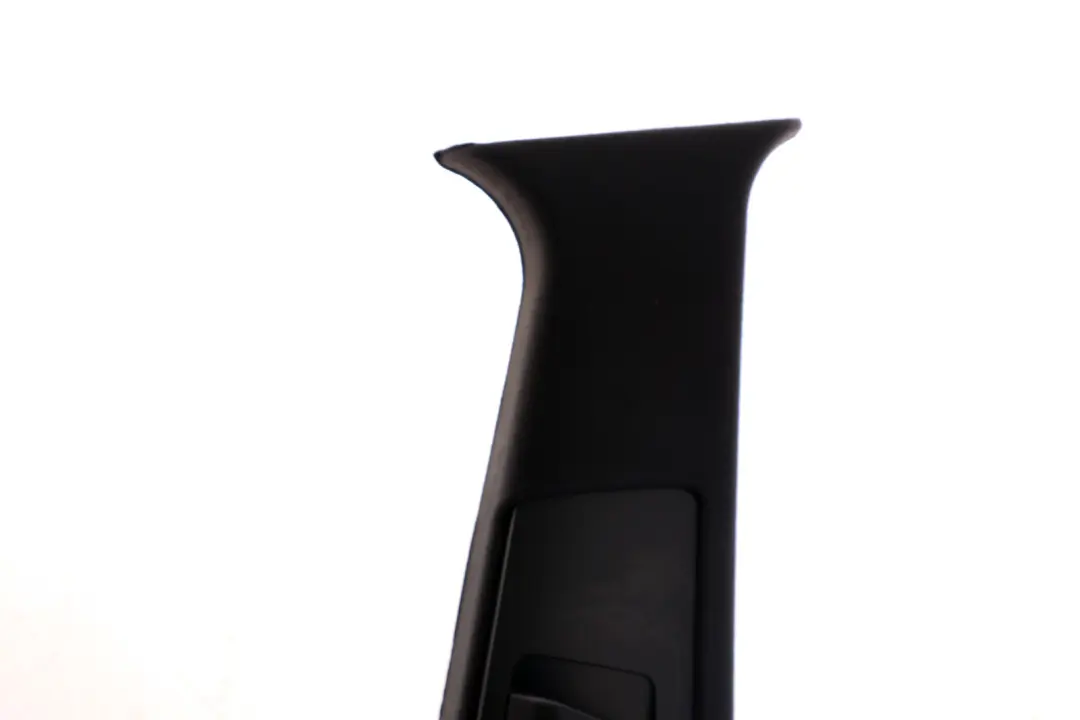 Carenatura Montante Centro Superiore Destro Sua Passeggero Nero per BMW X5 E53 con numero di parte 51438259820 BMW X5 E53 Carenatura Montante Centro Superiore Destro Sua Passeggero Nero - SKU 8259820 - Numero di parte 51438259820