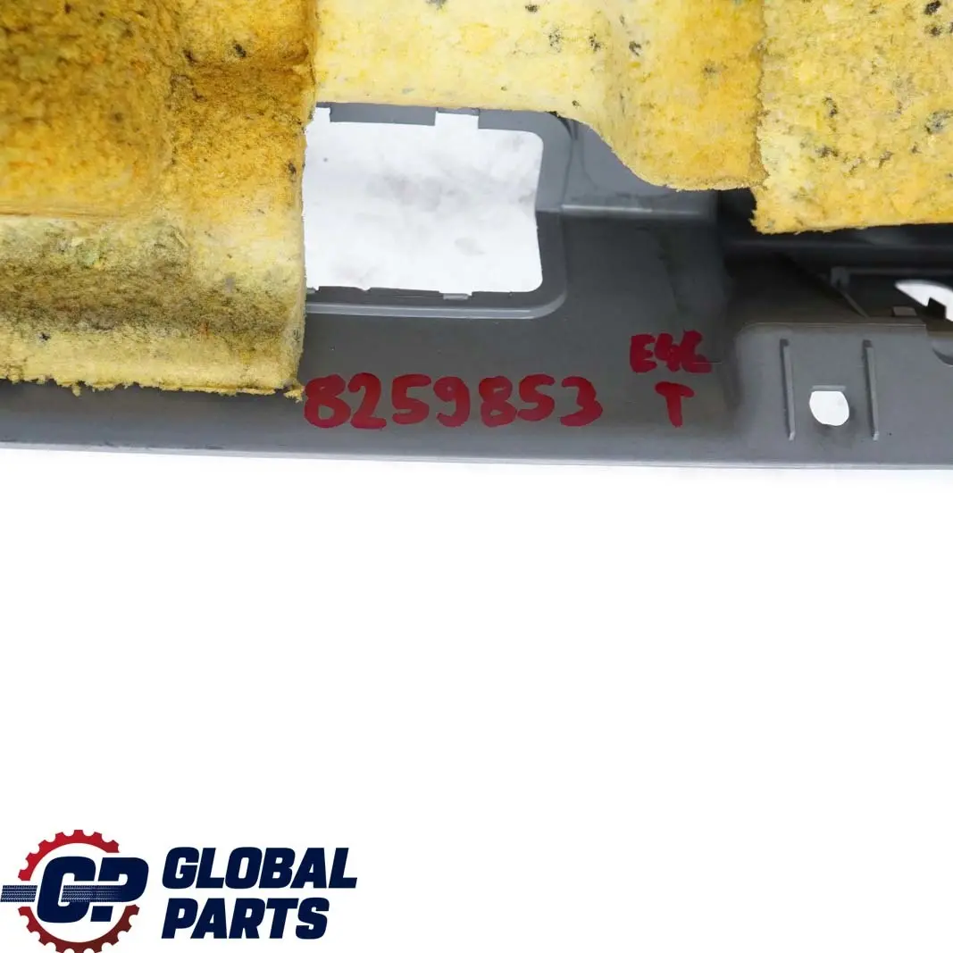 Obudowa klapy bagażnika do BMW E46 Kombi o numerze 8259853 BMW E46 Kombi Obudowa klapy bagażnika - SKU 8259853 - Numer Części 8259853