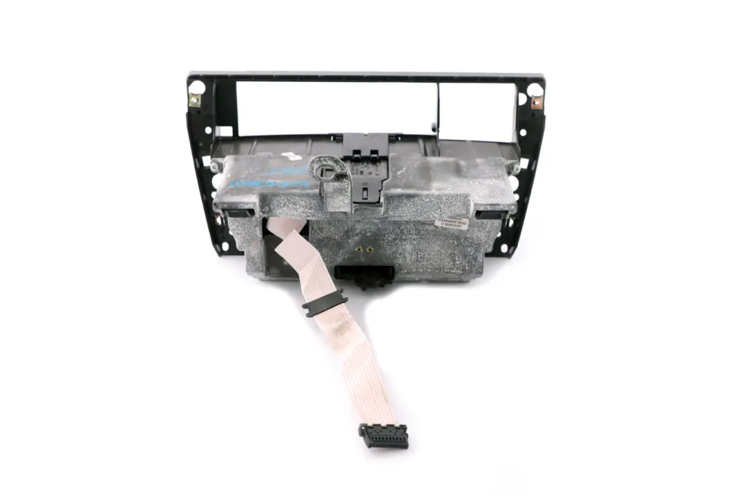  *BMW 7 er E65 E66 Mittelkonsole Funktionsträger Schublade Träger - SKU 8261060 - Teilenummer 8261060