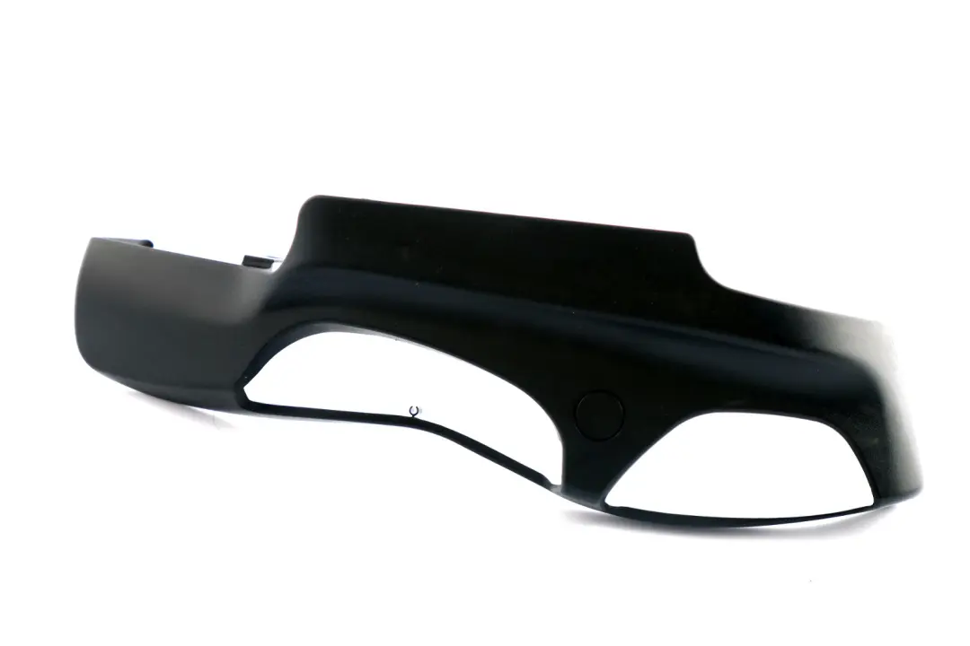 Rivestimento sedile esterno sinistro nero per BMW X3 X5 E83 E53 con numero di parte 8261323 BMW X3 X5 E83 E53 Rivestimento sedile esterno sinistro nero - SKU 8261323 - Numero di parte 8261323