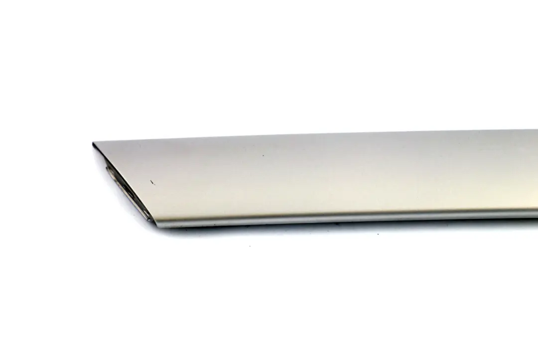 Door Trim Cover Inner Panel Rear Right Titan 2 Silver O/S to BMW X5 Series E53 with Part number 8265480 BMW X5 Series E53 Door Trim Cover Inner Panel Rear Right Titan 2 Silver O/S - SKU 8261754 - Part number 8265480