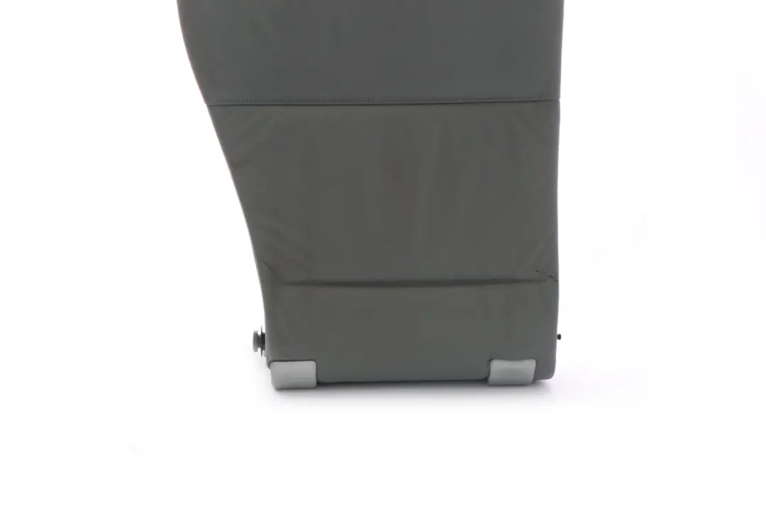 Kanapa Oparcie Prawy Tył Szare Skóra do BMW E53 X5 o numerze 8262165 BMW E53 X5 Kanapa Oparcie Prawy Tył Szare Skóra - SKU 8262165 - Numer Części 8262165