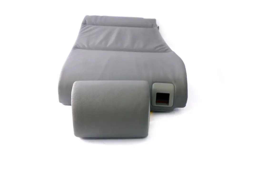 Bezug Lehne Hinten Rechts Leder Grau für BMW X5 er E53 mit Teilenummer 8262165 BMW X5 er E53 Bezug Lehne Hinten Rechts Leder Grau - SKU 8262165 - Teilenummer 8262165