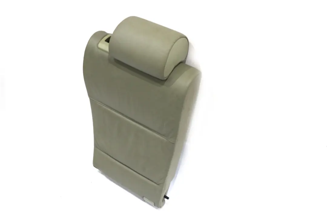 Riferimento Resto Posteriore Destra Pelle Verde Pastello per BMW X5 E53 con numero di parte 8262167 BMW X5 E53 Riferimento Resto Posteriore Destra Pelle Verde Pastello - SKU 8262167 - Numero di parte 8262167