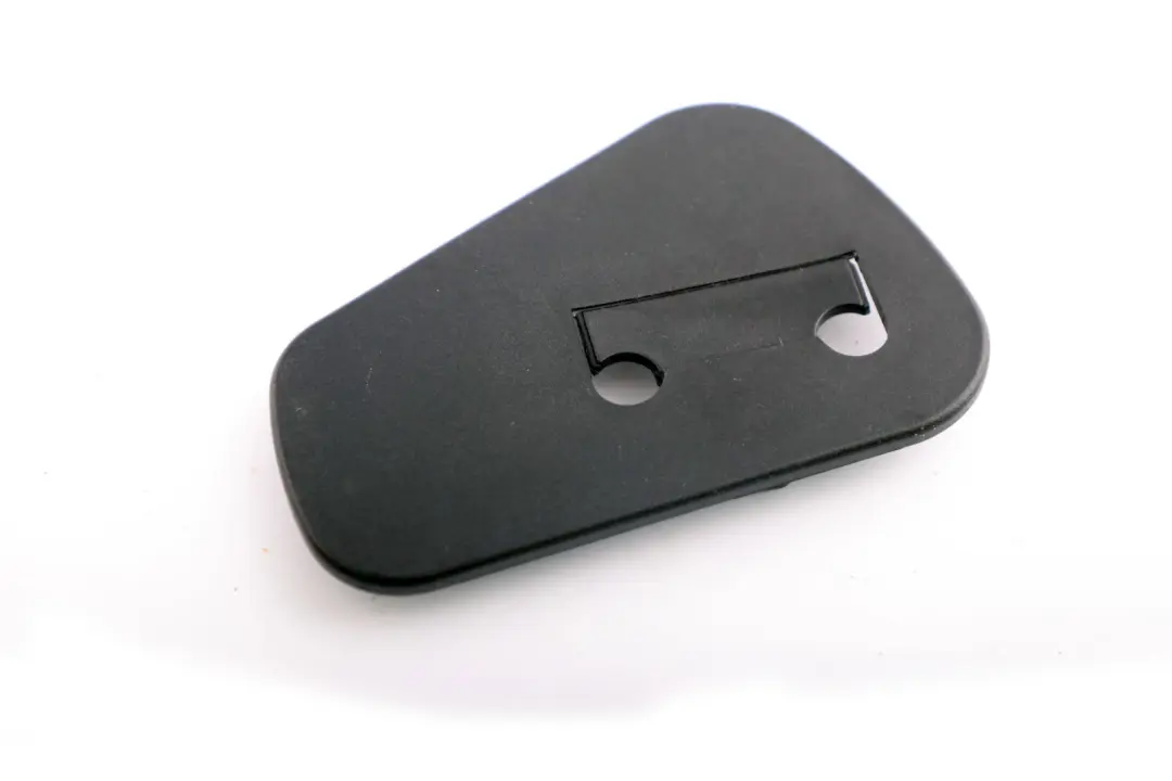 BMW 3 X3 Series E46 E83 E83N LCI Rear Right O/S Trim Cover Bracket Black - SKU 8262250 - Part number 8262250