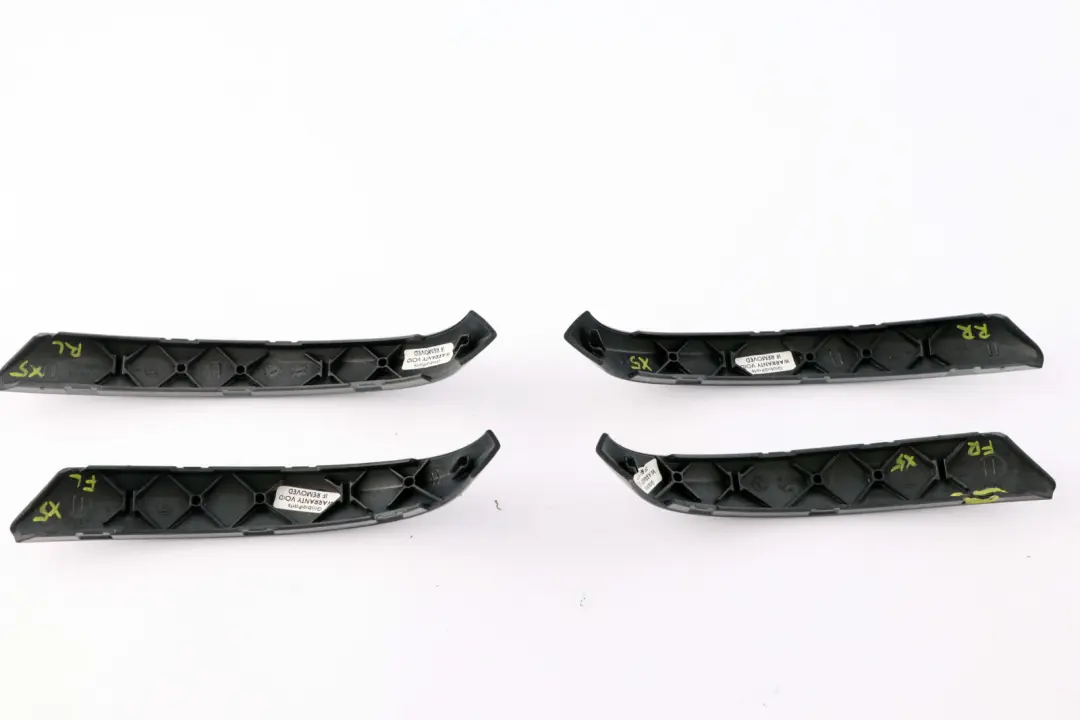 Front Rear Door Trim Cover Inner Grab Handle Set Titan 2 to BMW X5 Series E53 with Part number 8262812 BMW X5 Series E53 Front Rear Door Trim Cover Inner Grab Handle Set Titan 2 - SKU 8262812 - Part number 8262812