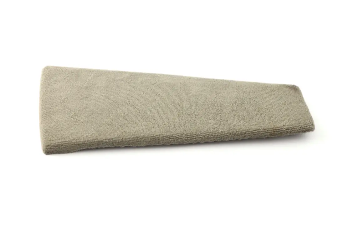 Mittenkonsole Unterteil Hinten Rechts PASTELLGRÜN für BMW X5 E53 mit Teilenummer 8250102 BMW X5 E53 Mittenkonsole Unterteil Hinten Rechts PASTELLGRÜN - SKU 8262850 - Teilenummer 8250102