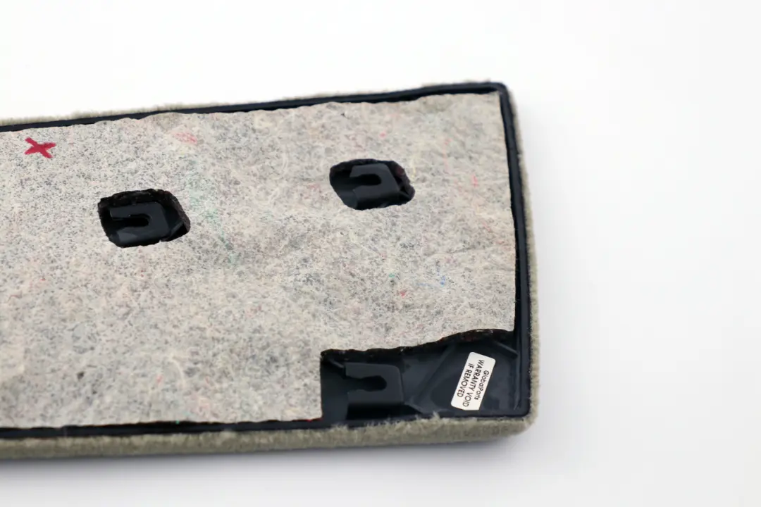 Consola Central Trasera Derecha Embellecedor Verde Pastell para BMW E53 con número de pieza 8250102 BMW E53 Consola Central Trasera Derecha Embellecedor Verde Pastell - SKU 8262850 - Número de pieza 8250102