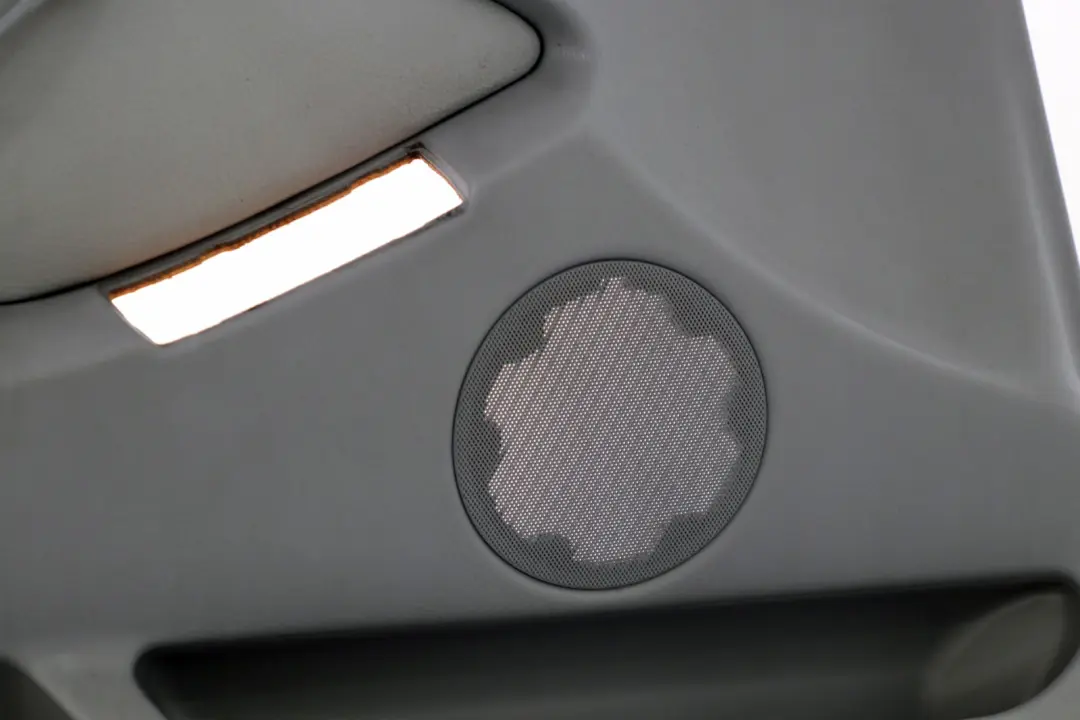 Front Left N/S Door Card Grey Leather Interior Trim Panel to BMW X5 Series E53 with Part number 8264103 BMW X5 Series E53 Front Left N/S Door Card Grey Leather Interior Trim Panel - SKU 8264103 - Part number 8264103