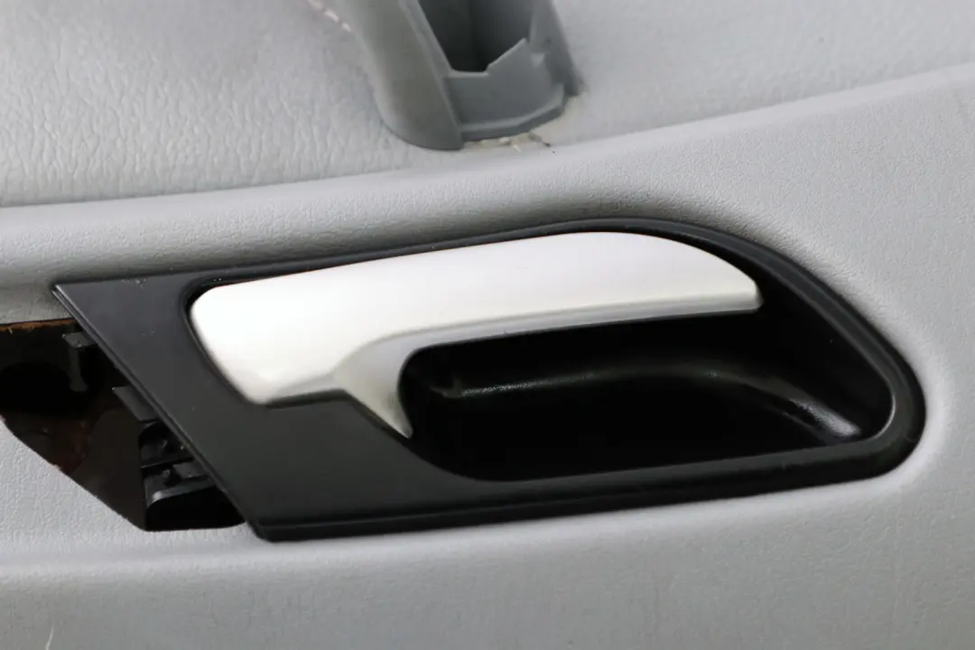 Front Right O/S Door Card Grey Leather Interior Trim Panel to BMW X5 Series E53 with Part number 8264104 BMW X5 Series E53 Front Right O/S Door Card Grey Leather Interior Trim Panel - SKU 8264104 - Part number 8264104