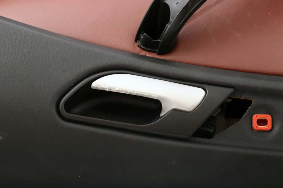 Front Left N/S Door Card Trim Panel Leather Mahagoni to BMW X5 Series E53 with Part number 8264105 BMW X5 Series E53 Front Left N/S Door Card Trim Panel Leather Mahagoni - SKU 8264105 - Part number 8264105