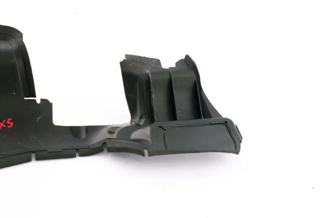 Cubierta Conducto Aire Protector Cubierta Radiador Delantero Derecho para BMW X5 E53 con número de pieza 8264182 BMW X5 E53 Cubierta Conducto Aire Protector Cubierta Radiador Delantero Derecho - SKU 8264182 - Número de pieza 8264182