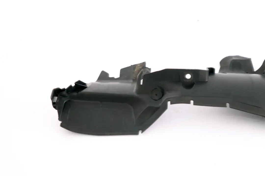 Guidage De L'Air avant Droit pour BMW X5 E53 à propos du numéro de pièce 8264182 BMW X5 E53 Guidage De L'Air avant Droit - SKU 8264182 - Numéro de pièce 8264182