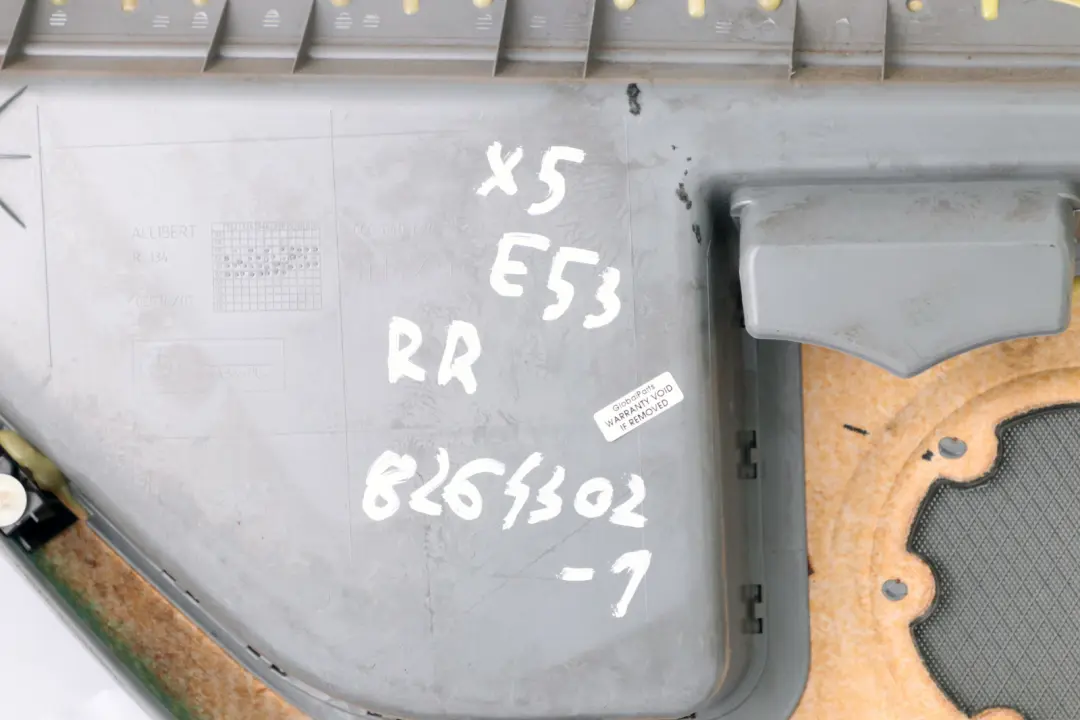 Right O/S Door Card Grey Leather Interior Trim Panel to BMW X5 Series E53 1 Rear with Part number 8264302 BMW X5 Series E53 1 Rear Right O/S Door Card Grey Leather Interior Trim Panel - SKU 8264302-1 - Part number 8264302