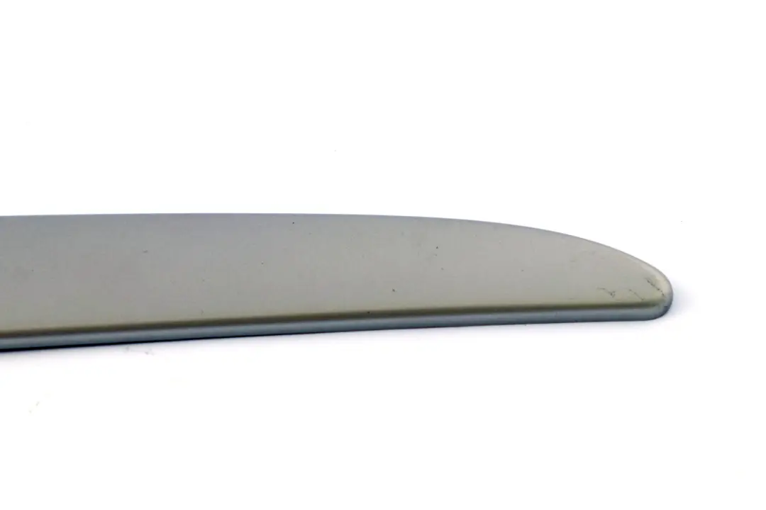 Listwa Ozdobna Drzwi Prawy Tył do BMW X5 E53 o numerze 8265480 BMW X5 E53 Listwa Ozdobna Drzwi Prawy Tył - SKU 8265480 - Numer Części 8265480