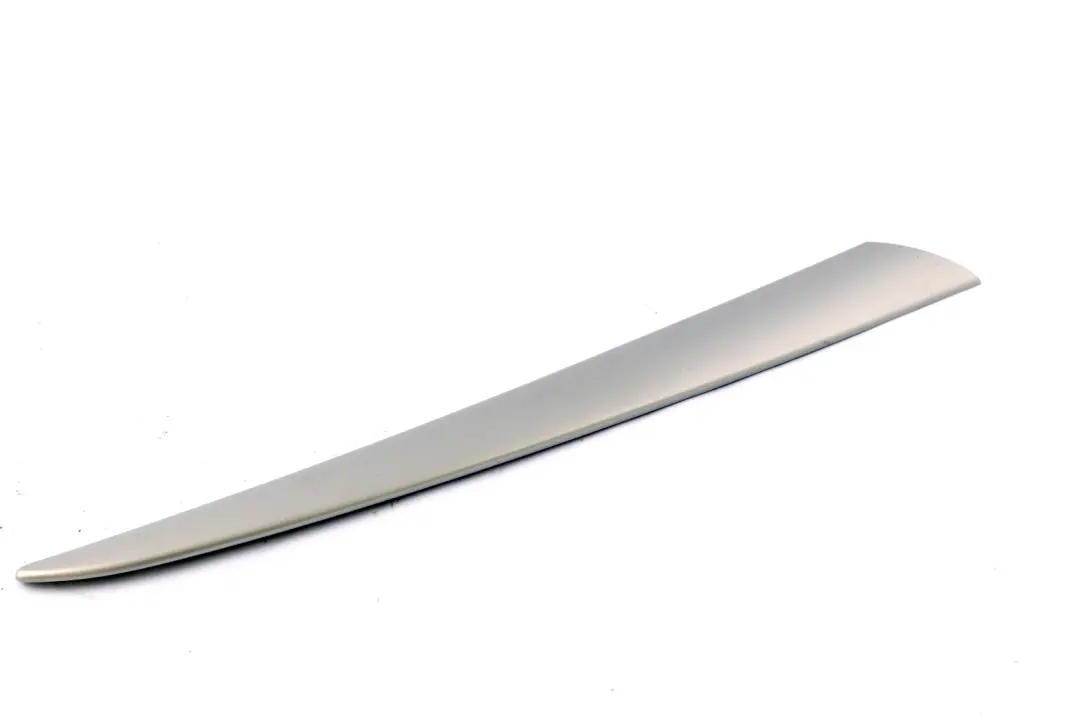 Moulure Porte Arriere Droite Titan 2 pour BMW X5 E53 à propos du numéro de pièce 8265480 BMW X5 E53 Moulure Porte Arriere Droite Titan 2 - SKU 8265480 - Numéro de pièce 8265480