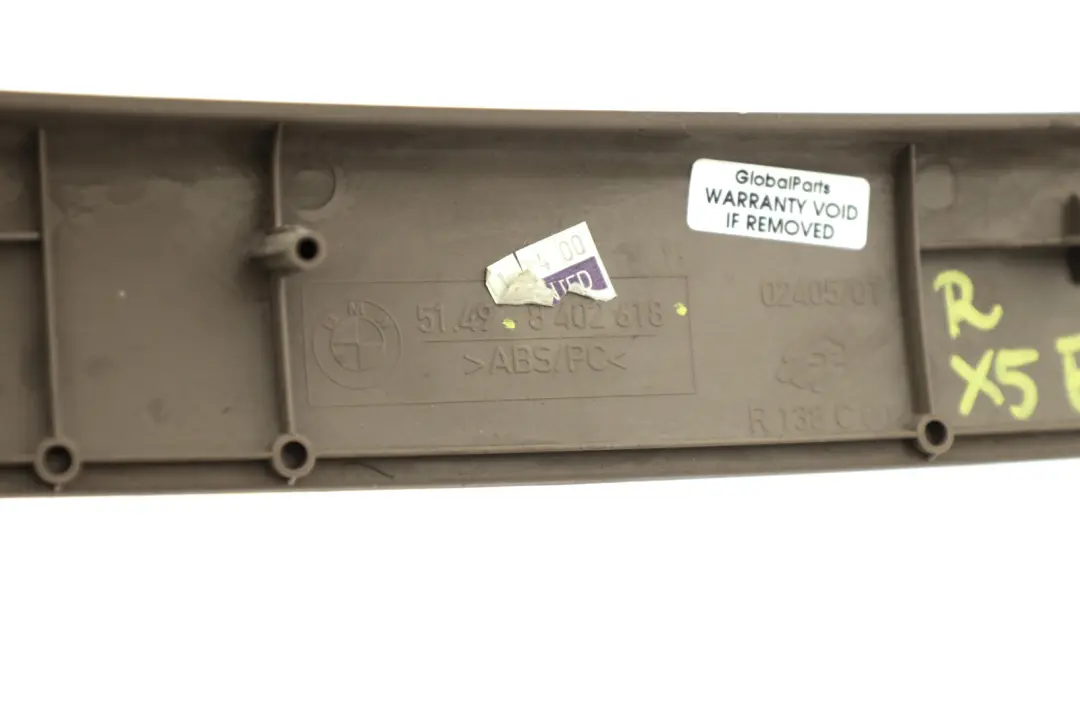 Rivestimento Portellone Posteriore Destra Interno Verde Pastello per BMW X5 E53 con numero di parte 8402618 BMW X5 E53 Rivestimento Portellone Posteriore Destra Interno Verde Pastello - SKU 8266652 - Numero di parte 8402618