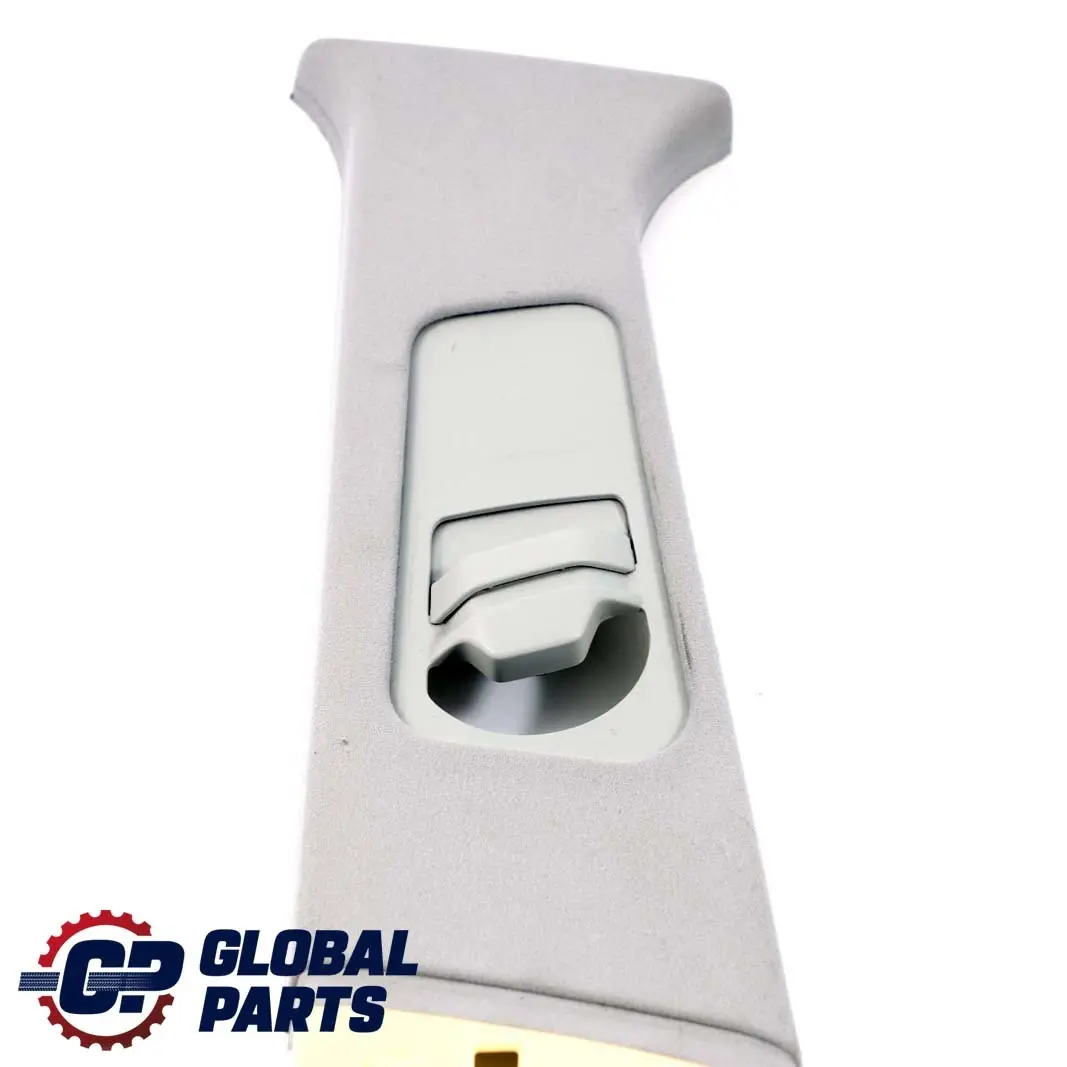 Tapa Columna B Superior Izquierda Embellecedor Gris Hellgrau para BMW E46 con número de pieza 8266945 BMW E46 Tapa Columna B Superior Izquierda Embellecedor Gris Hellgrau - SKU 8266945 - Número de pieza 8266945
