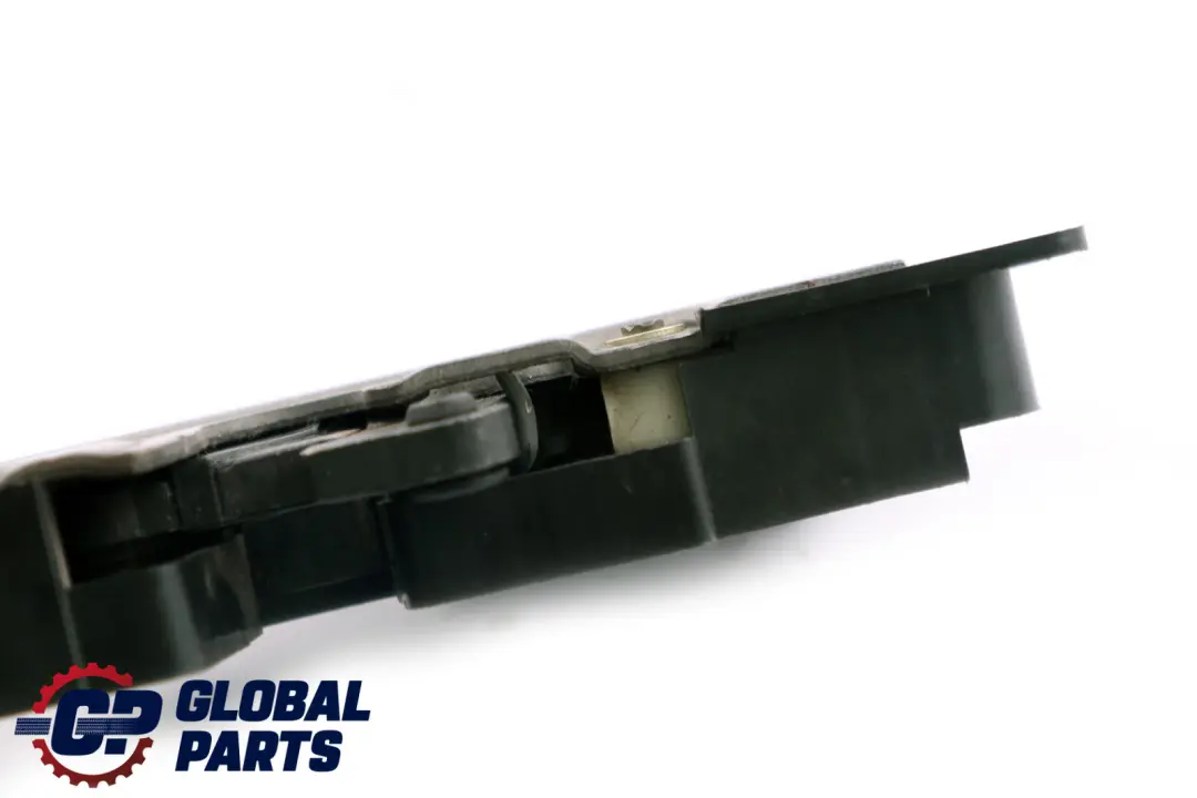 asiento de carga través de soporte de captura trasera izquierda para BMW E83 con número de pieza 8267019 BMW E83 asiento de carga través de soporte de captura trasera izquierda - SKU 8267019 - Número de pieza 8267019