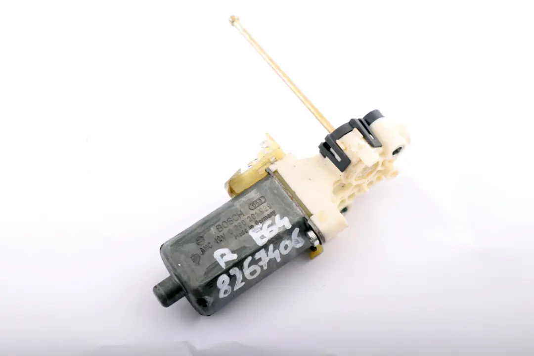  Regolazione Poggiatesta BMW E46 E64 Attuatore Sedile Anteriore Destro - SKU 8267406 - Numero di parte 8267408