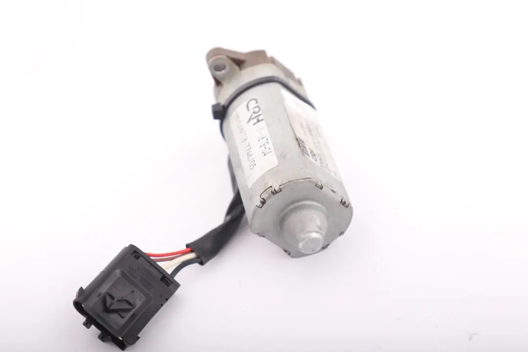 Front Seat Backrest Adjustment Drive Right O/S to BMW E46 E64 with Part number 8267408 BMW E46 E64 Front Seat Backrest Adjustment Drive Right O/S - SKU 8267408 - Part number 8267408