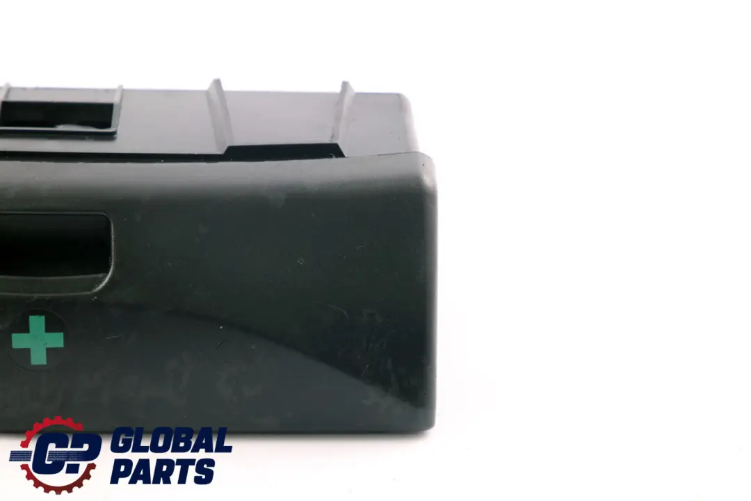 BMW E46 Boite a Pharmacie d'urgence Montee Sur le Siege - SKU 8267538 - Numéro de pièce 8267538