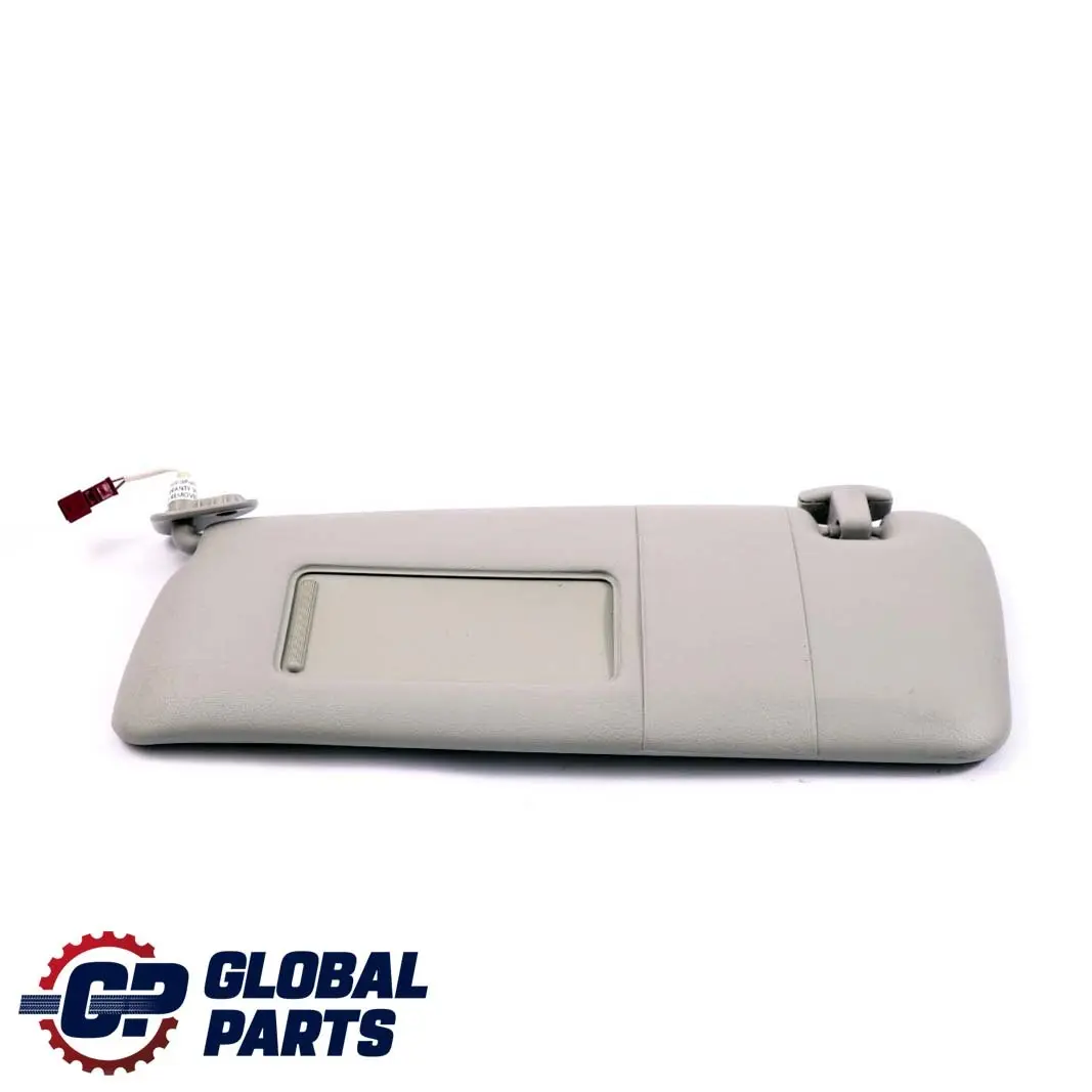 Parasol Espejo Iluminado Izquierdo Gris Claro para BMW E46 con número de pieza 8267897 BMW E46 Parasol Espejo Iluminado Izquierdo Gris Claro - SKU 8267897 - Número de pieza 8267897