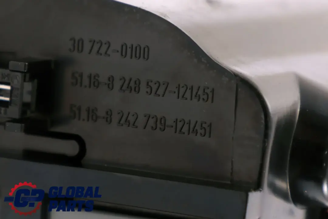 Centre Console Ashtray Roller Storage Compartment Grey Chrome to BMW 3 Series E46 with Part number 8268341 BMW 3 Series E46 Centre Console Ashtray Roller Storage Compartment Grey Chrome - SKU 8268341 - Part number 8268341