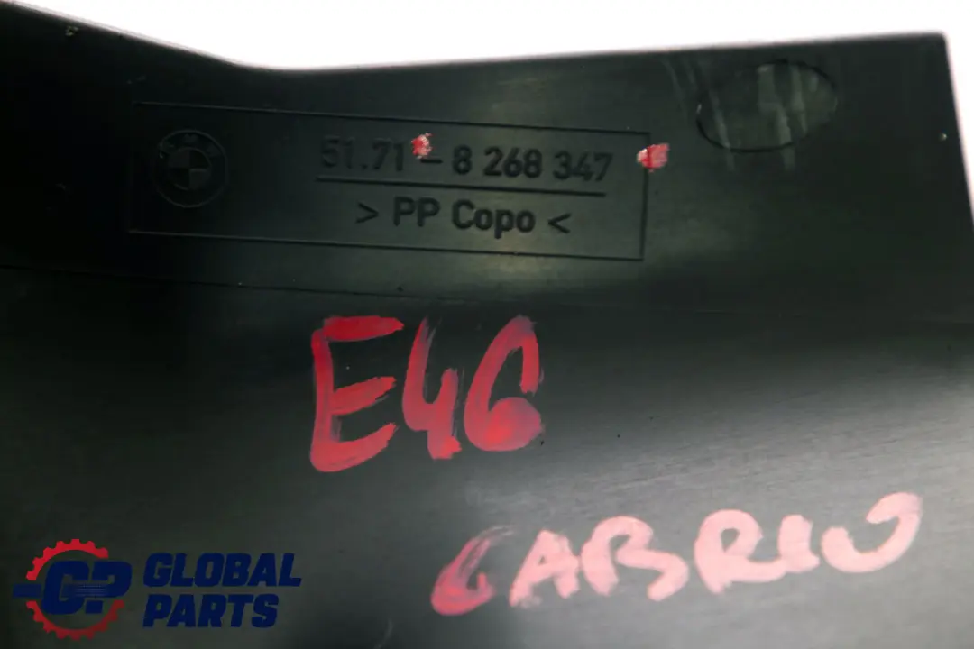 Tapa Panel Activado Carbón Filtro Delantero para BMW E46 Cabrio con número de pieza 8268347 BMW E46 Cabrio Tapa Panel Activado Carbón Filtro Delantero - SKU 8268347 - Número de pieza 8268347