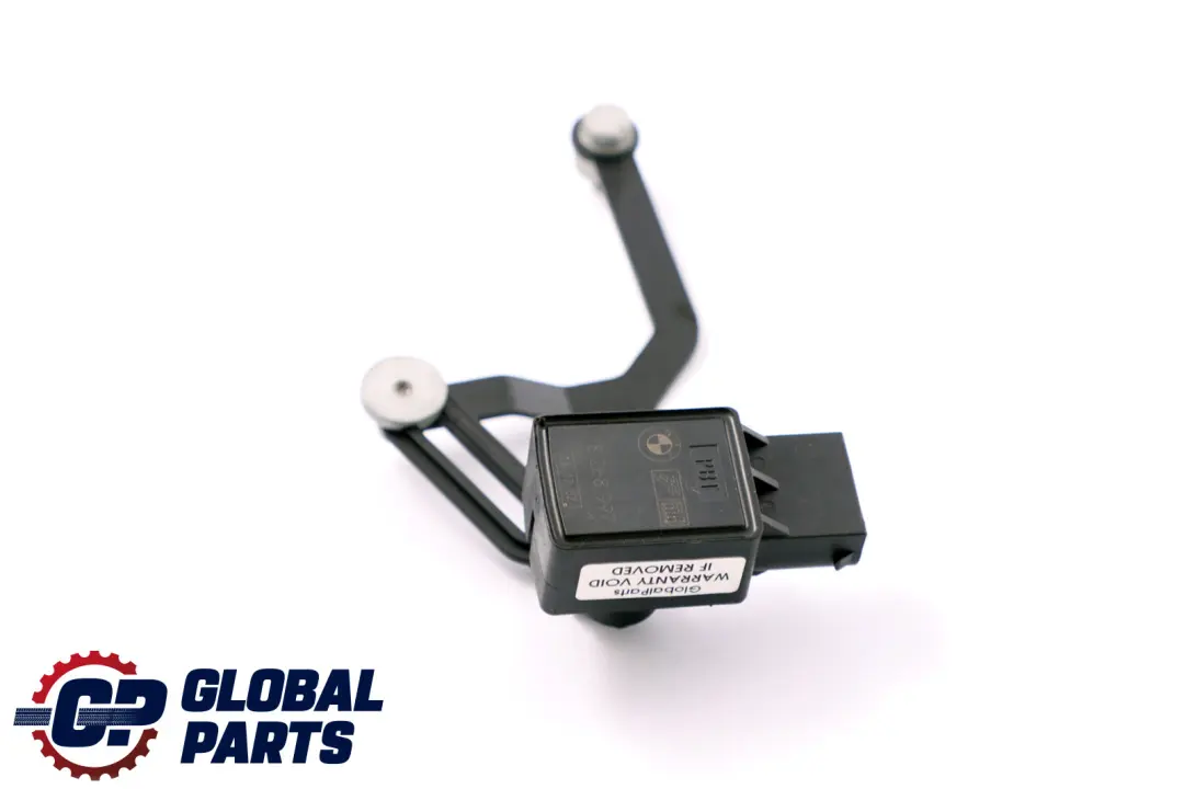 Soporte Para Sensor De Nivel De Control De Faros para BMW E46 E64 con número de pieza 8268997 BMW E46 E64 Soporte Para Sensor De Nivel De Control De Faros - SKU 8268997 - Número de pieza 8268997