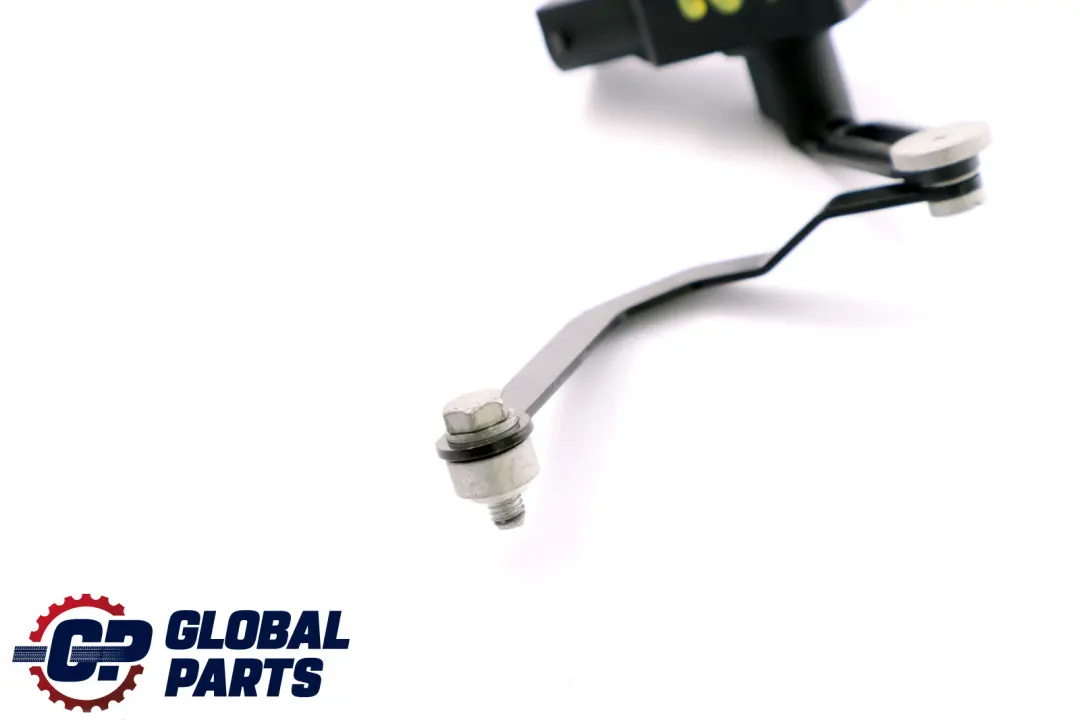 Soporte Para Sensor De Nivel De Control De Faros para BMW E46 E64 con número de pieza 8268997 BMW E46 E64 Soporte Para Sensor De Nivel De Control De Faros - SKU 8268997 - Número de pieza 8268997