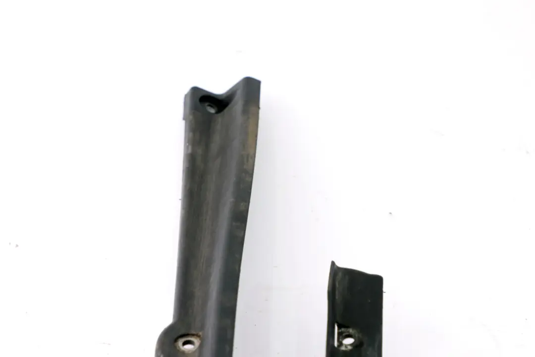 Reihe E46 E64 Blende Sitzschiene schwarz vorne links 8265609 für BMW 3 6 mit Teilenummer 8270023 BMW 3 6 Reihe E46 E64 Blende Sitzschiene schwarz vorne links 8265609 - SKU 8270023 - Teilenummer 8270023