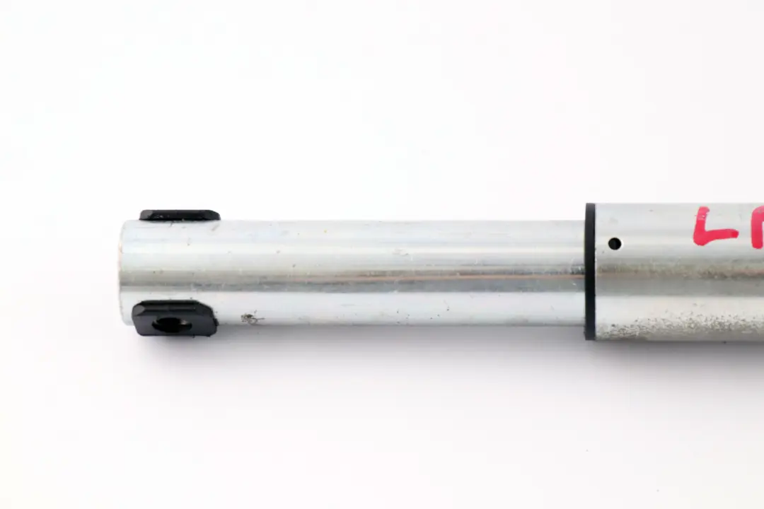 Silniczek Silnik Regulacji Fotela Lewy Przód do BMW E60 E61 o numerze 8321086 BMW E60 E61 Silniczek Silnik Regulacji Fotela Lewy Przód - SKU 8321086 - Numer Części 8321086