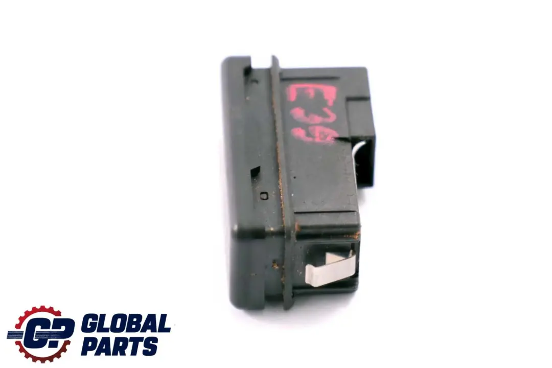 Warnblinkanlage Schalter Schalter Notlicht für BMW E39 mit Teilenummer 8350947 BMW E39 Warnblinkanlage Schalter Schalter Notlicht - SKU 8350947 - Teilenummer 8350947