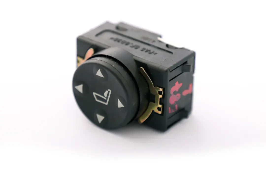 Schalter Lordosenstütze Links für BMW E60 E63 E87 E90 mit Teilenummer 8352291 BMW E60 E63 E87 E90 Schalter Lordosenstütze Links - SKU 8352291 - Teilenummer 8352291