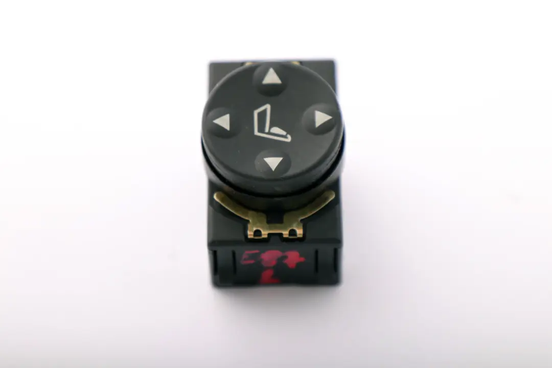 Unita sedile sinistra interruttore supporto lombare per BMW E60 E63 E87 E90 con numero di parte 8352291 BMW E60 E63 E87 E90 Unita sedile sinistra interruttore supporto lombare - SKU 8352291 - Numero di parte 8352291