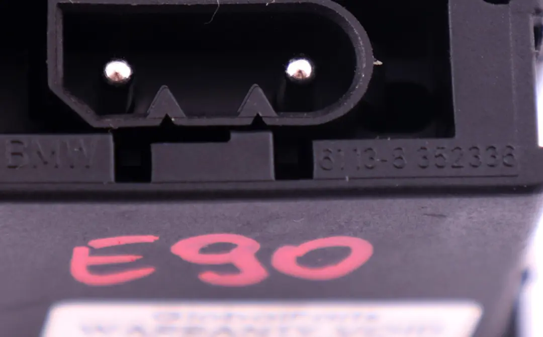 X5E46 E60 E83 E90 E91 Handschuhfach Taschenlampe Ladegerät Socke für BMW X3 mit Teilenummer 8352336 BMW X3 X5E46 E60 E83 E90 E91 Handschuhfach Taschenlampe Ladegerät Socke - SKU 8352336 - Teilenummer 8352336