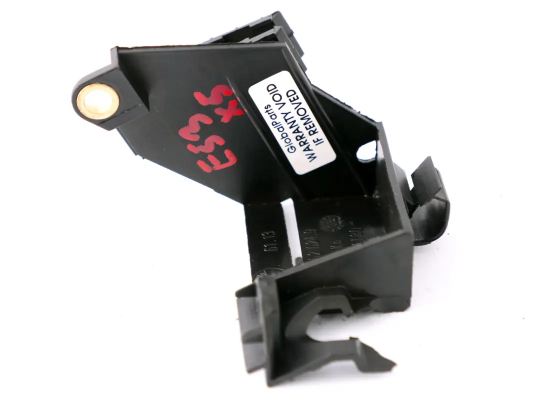 Staffa Del Cablaggio Montaggio Connessione Plug-In per BMW E38 X5 E53 con numero di parte 8352624 BMW E38 X5 E53 Staffa Del Cablaggio Montaggio Connessione Plug-In - SKU 8352624 - Numero di parte 8352624