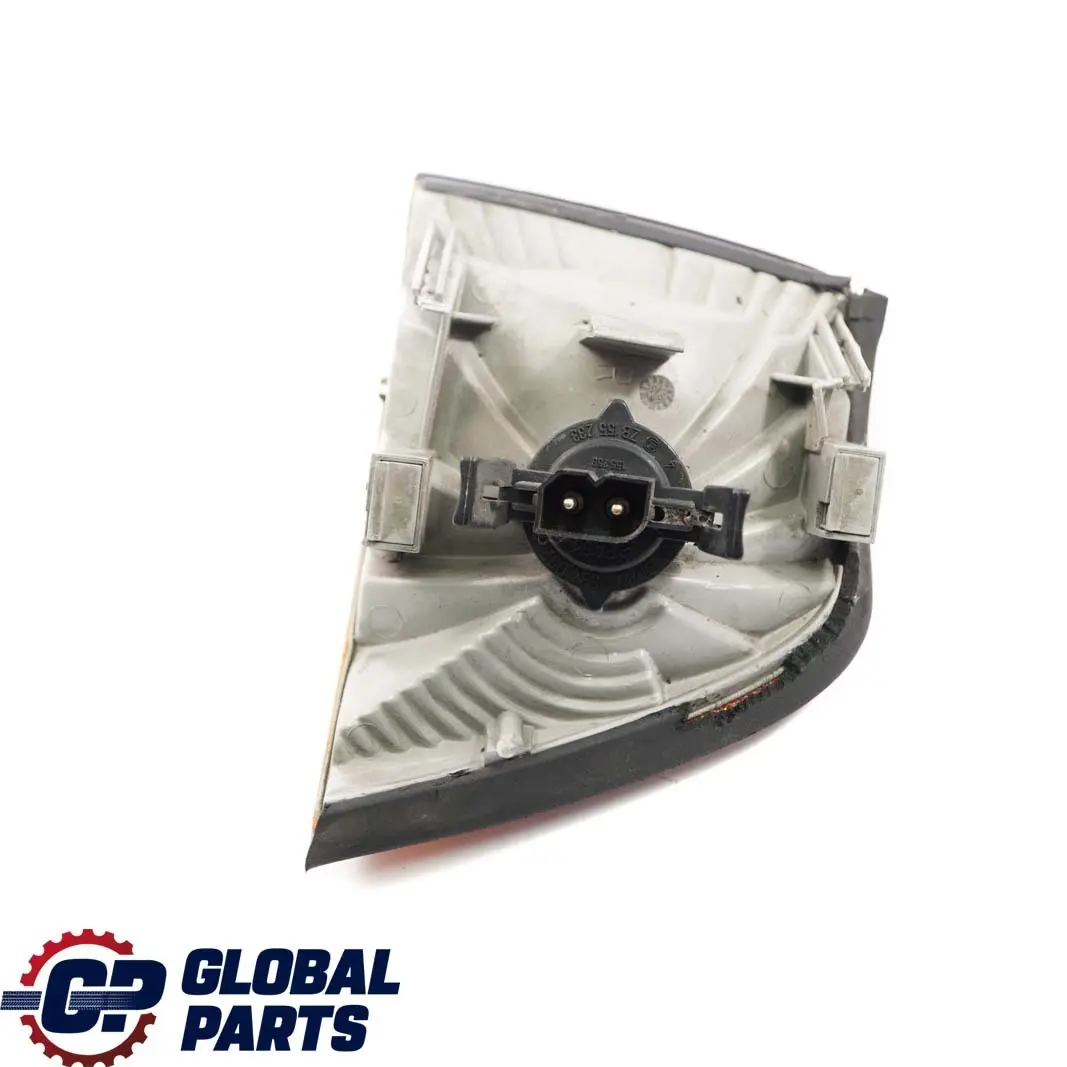 BMW 3 E36 Limousine Touring Compact Blinkleuchte Blinker Vorne Rechts - SKU 8353278 - Teilenummer 8353278