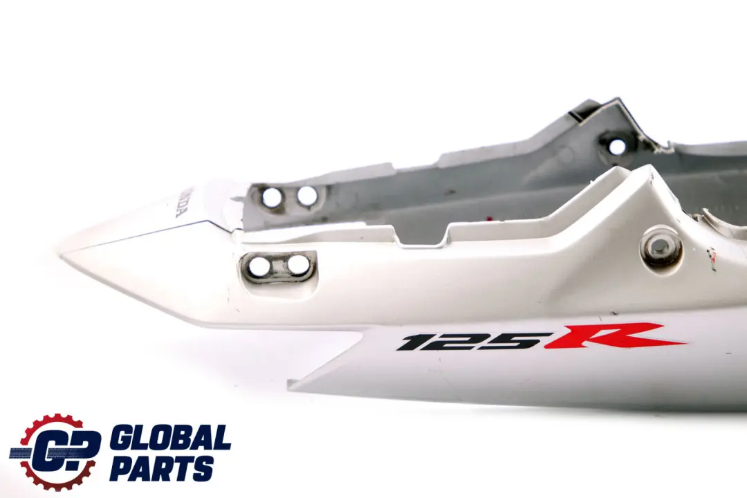 CBR 125 Left Right Side Trim Fairing Cowl Panel Cover Set to Honda with Part number 83540-KPPA-9010 Honda CBR 125 Left Right Side Trim Fairing Cowl Panel Cover Set - SKU 83540-KPPA-9010 - Part number 83540-KPPA-9010