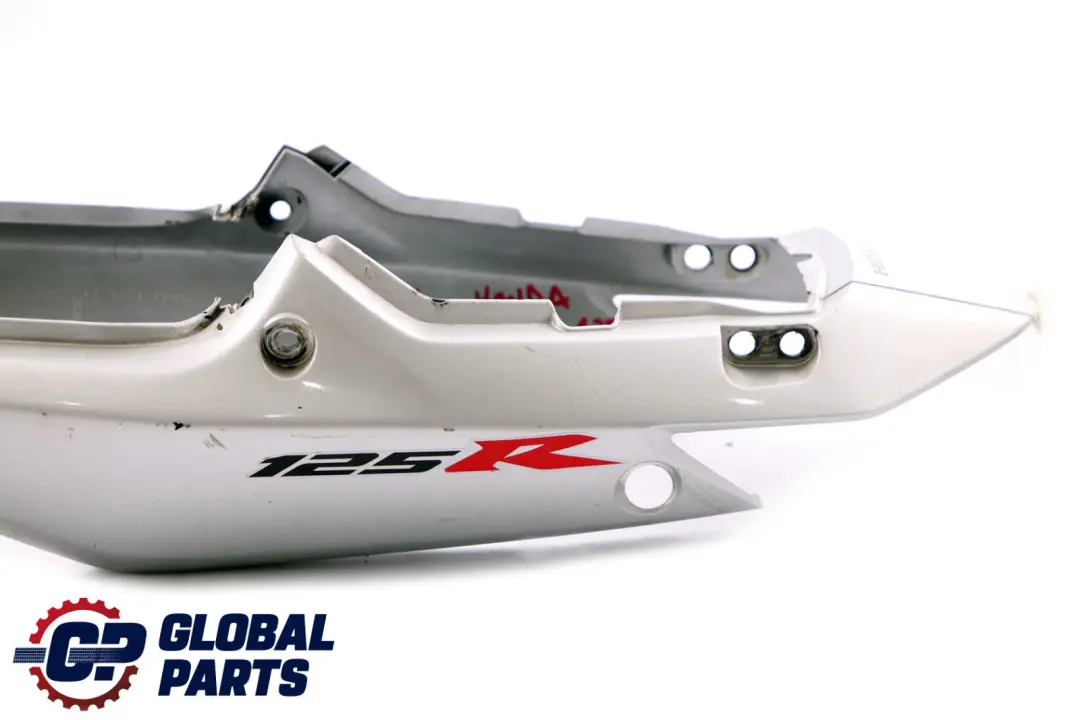 CBR 125 Left Right Side Trim Fairing Cowl Panel Cover Set to Honda with Part number 83540-KPPA-9010 Honda CBR 125 Left Right Side Trim Fairing Cowl Panel Cover Set - SKU 83540-KPPA-9010 - Part number 83540-KPPA-9010