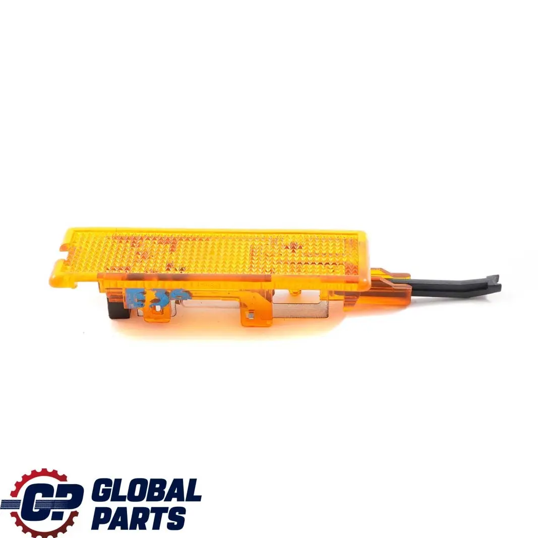 Handschuhkastenleuchte mit Schalter für BMW 3 er E36 mit Teilenummer 8360027 BMW 3 er E36 Handschuhkastenleuchte mit Schalter - SKU 8360027 - Teilenummer 8360027