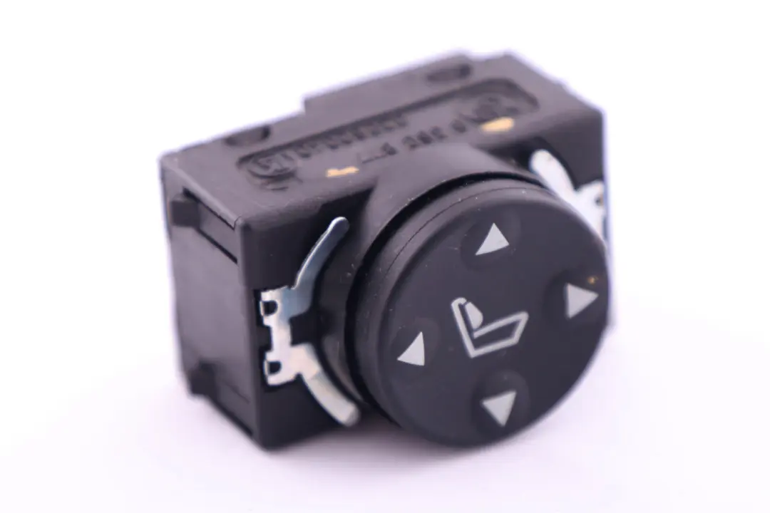 Unit Seat Right Lumbar Support Switch O/S BMW 1 3 5 6 Series E60 E63 E87 E90 - SKU 8360877 - Part number 8360877