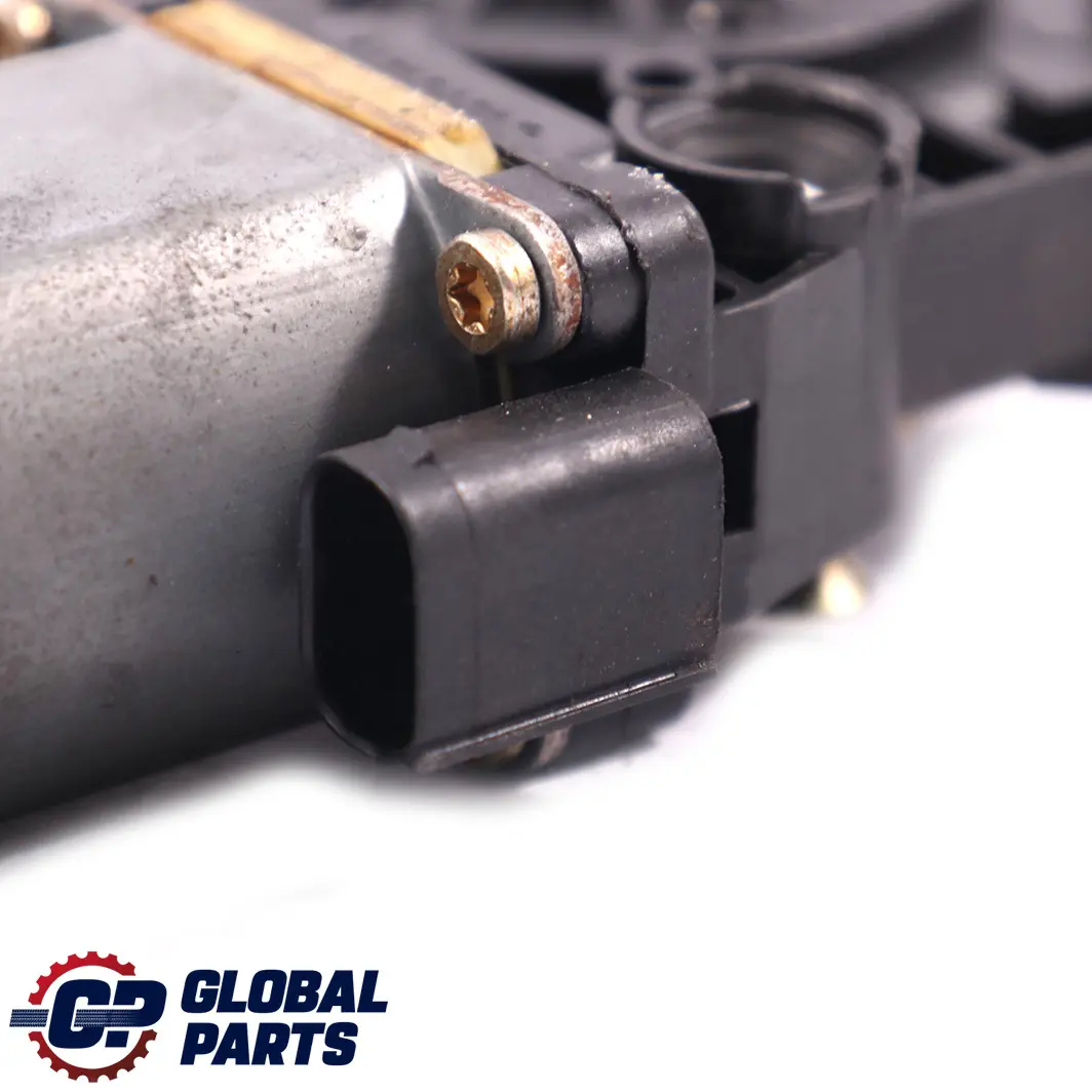 Antrieb Fensterheber Motor Vorne Links Fensterhebermotor für BMW 3 E36 mit Teilenummer 8360977 BMW 3 E36 Antrieb Fensterheber Motor Vorne Links Fensterhebermotor - SKU 8360977 - Teilenummer 8360977